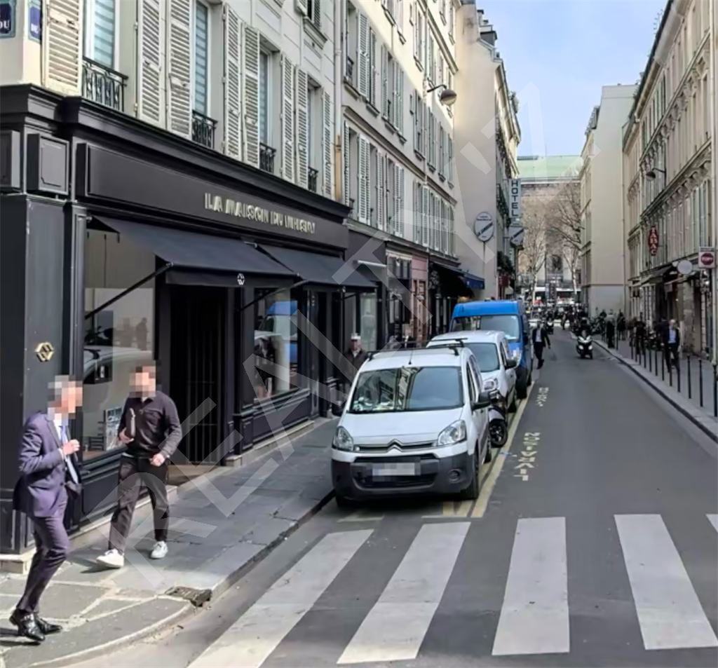 Local Commercial | 47m² | MADELEINE 