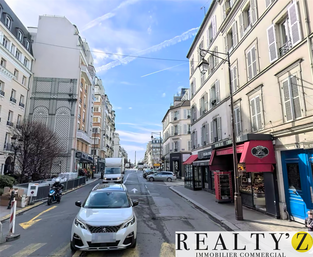 Local Commercial | 60m² | Pont de Neuilly 