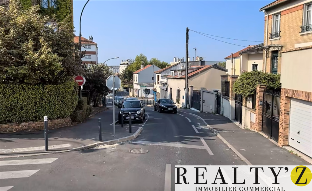 Local Commercial | 125m² | La Boissière 