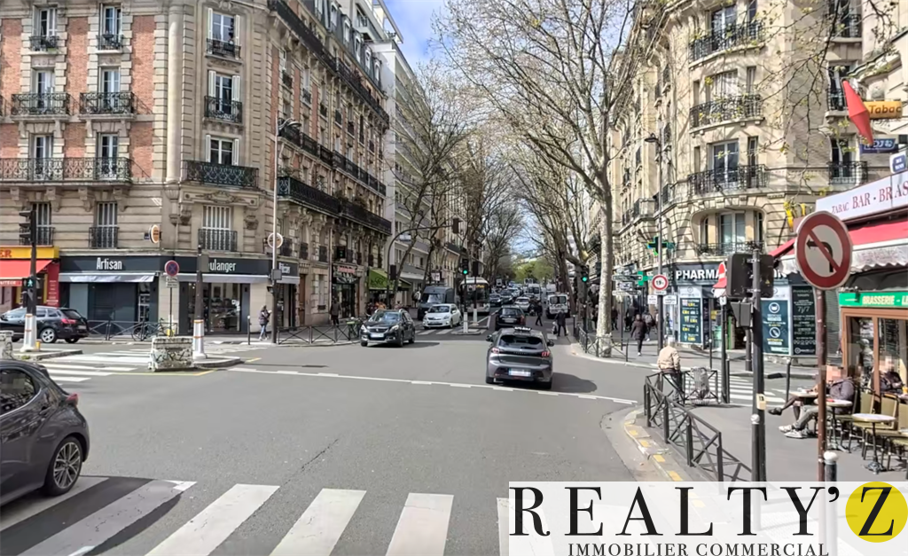 Local Commercial | 32m² | Manin 