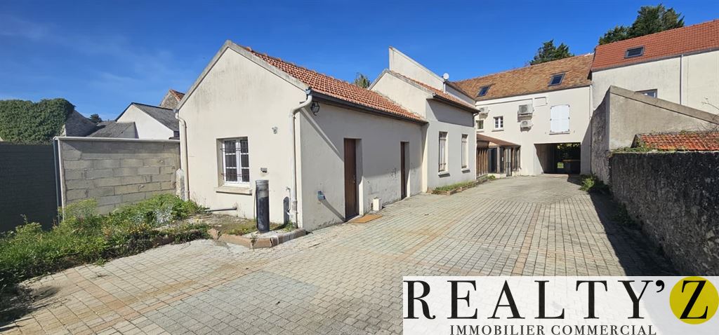 Local Commercial | 543m² | Charles de Gaulle 