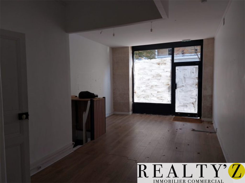 Local Commercial | 71m² | CONVENTION 