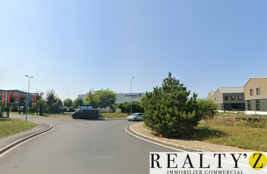 Local Commercial | 5351m² | GROSLAY / SARCELLES 