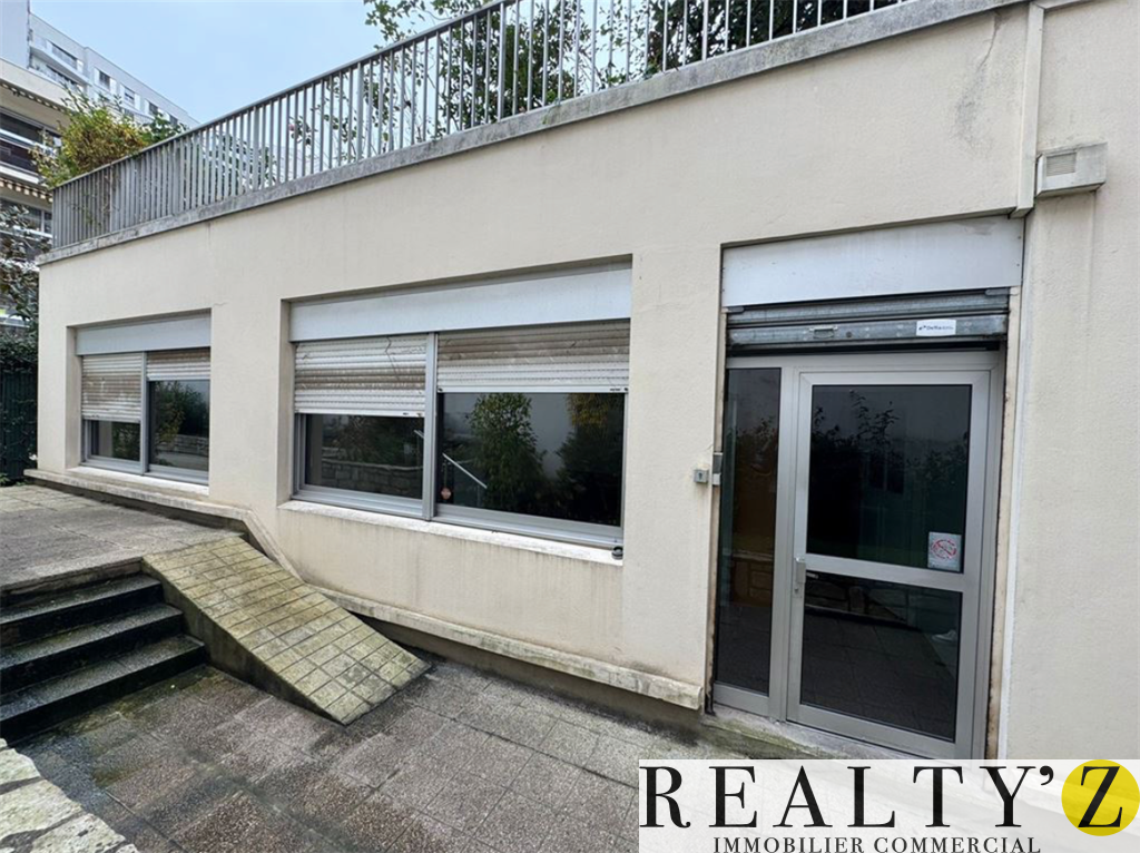 Local Professionnel | 125m² | WATTIGNIES 