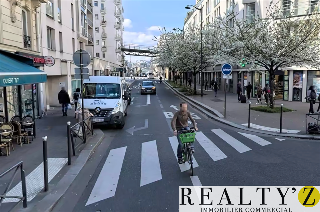 Local Commercial | 89m² | PLACE DU COLONEL BOURGOIN 