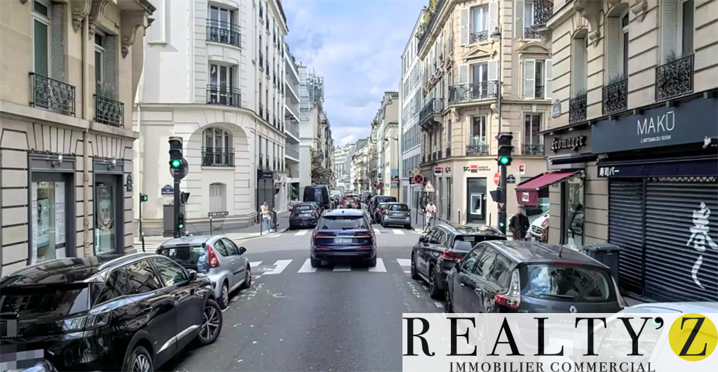 Local Professionnel | 197m² | TOUR - PAUL DOUMER 