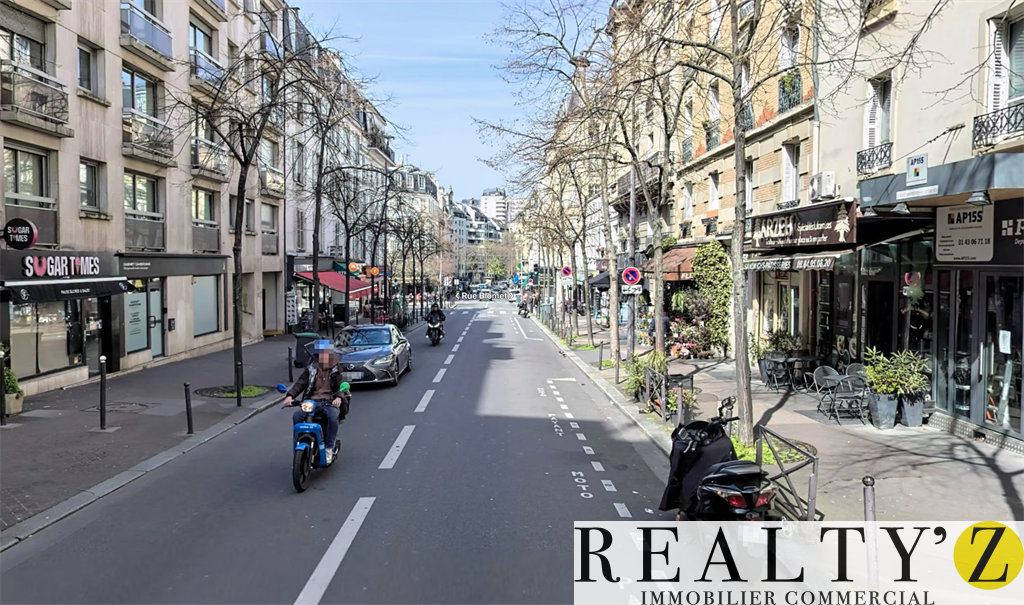 Local Commercial | 75m² | CAMBRONNE 