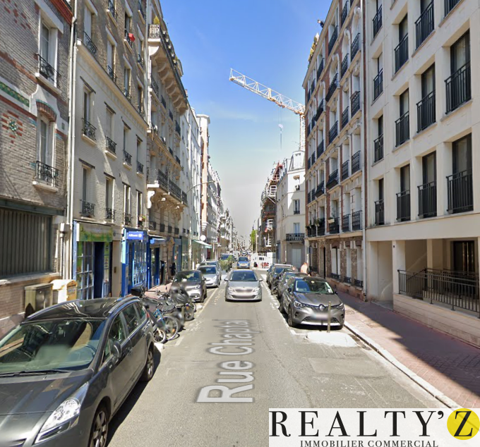 Local Commercial | 30m² | Chaptal / Louise Michel 