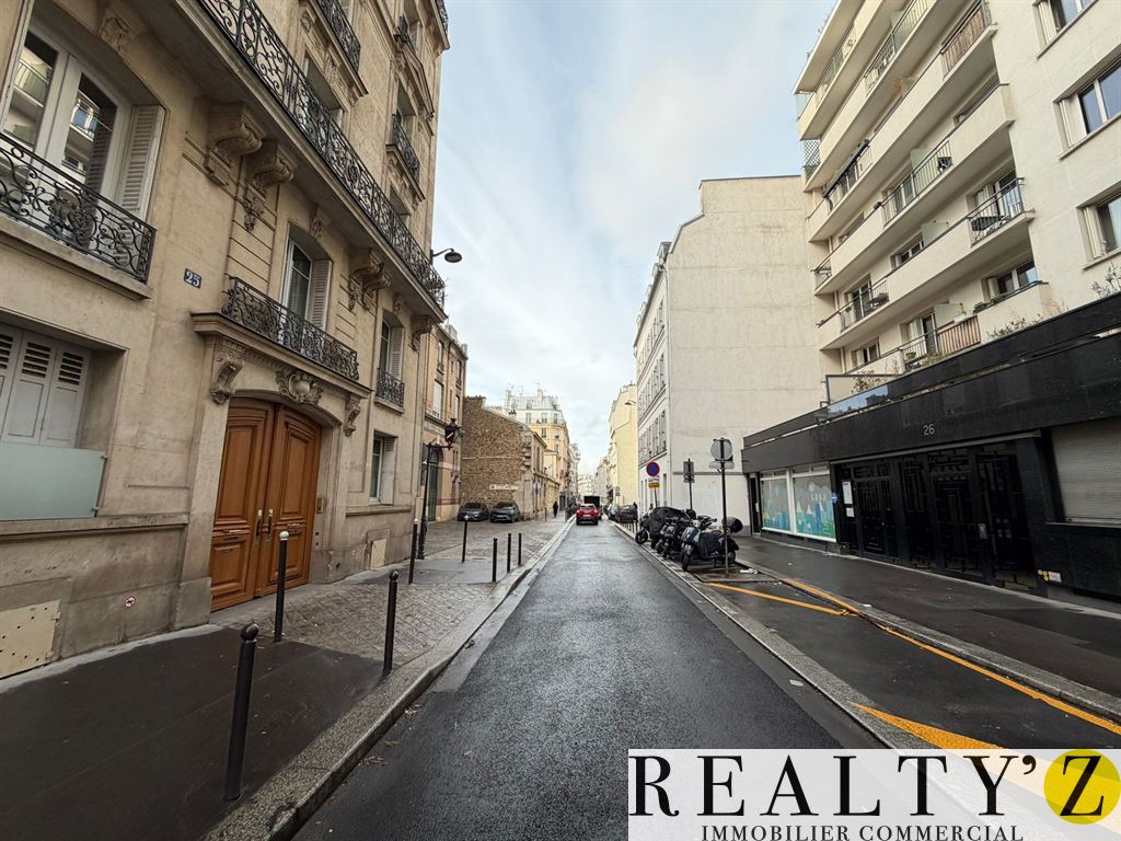 Local Commercial | 44m² | Batignolles 