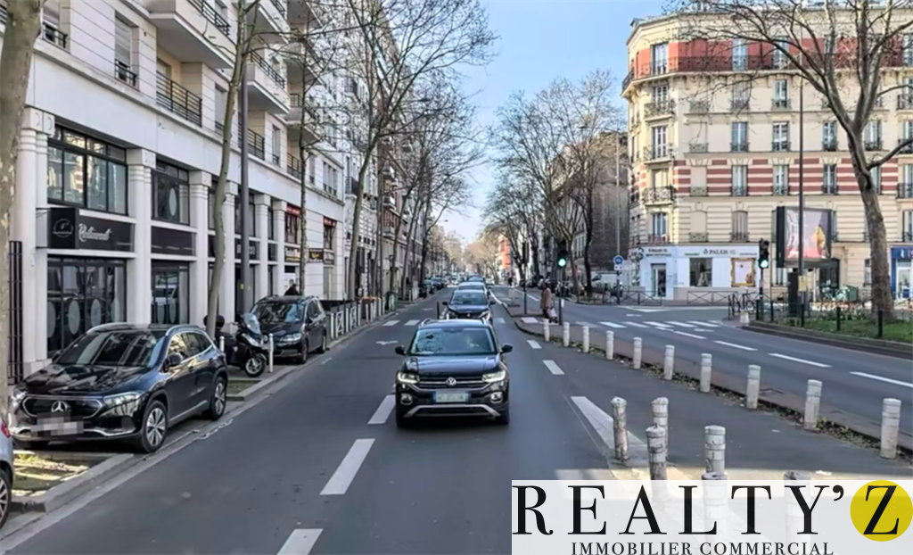 Local Commercial | 174m² | PIERRE BROSSOLETTE 