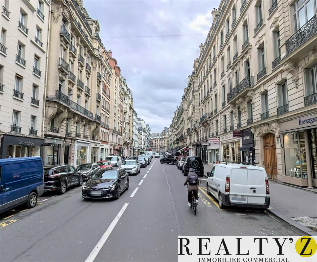 Local Commercial | 96m² | Courcelles 