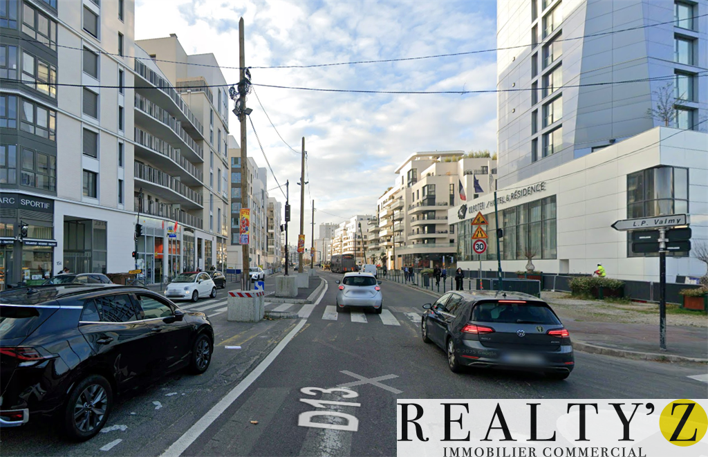 Local Commercial | 200m² | COLOMBES 