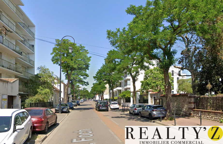Local Commercial | 77m² | SAINT MAUR DES FOSSES 