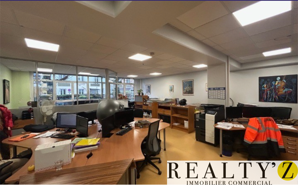 Local Commercial | 307m² | Rivay 