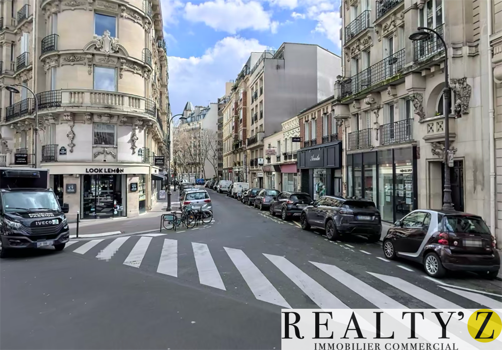 Local Commercial | 67m² | AUTEUIL 