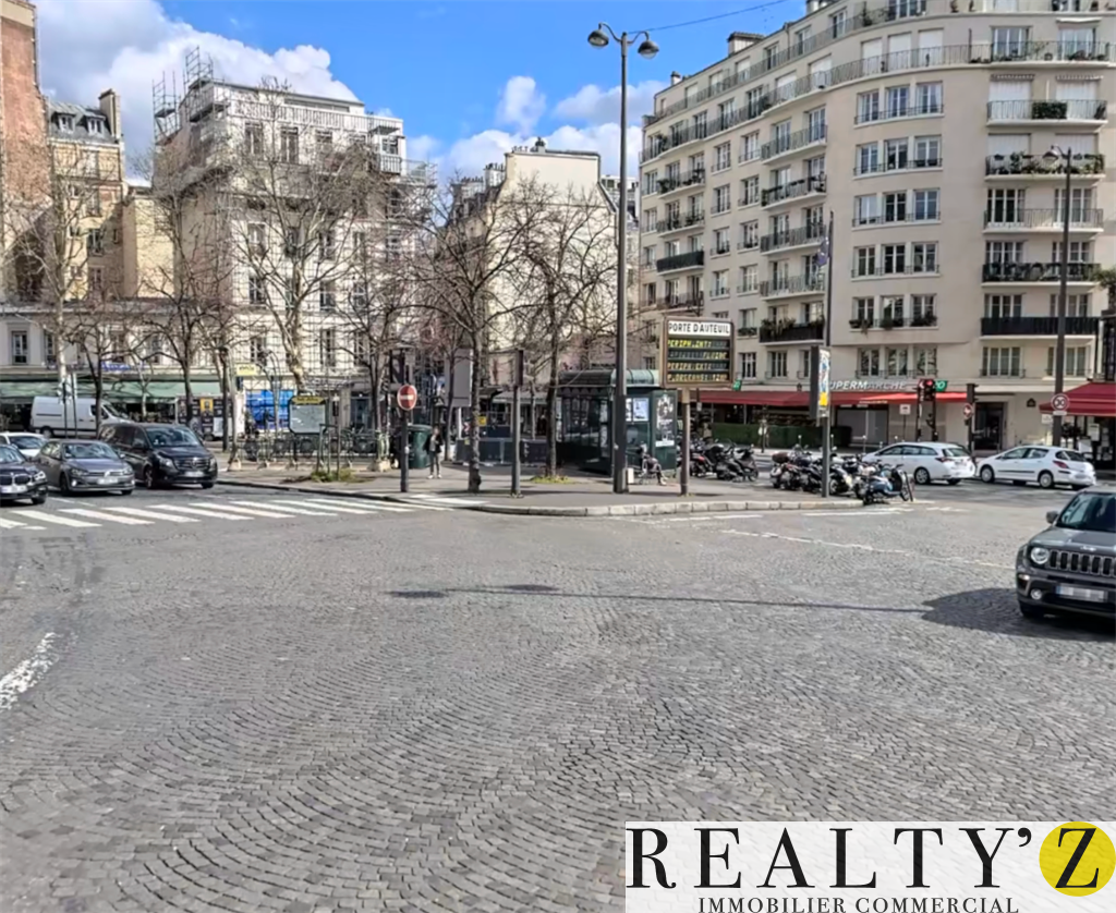 Local Commercial | 75m² | AUTEUIL 