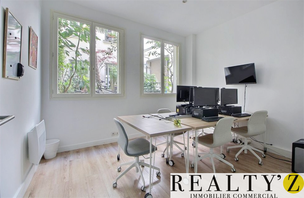 Local Commercial | 65m² | RIVOLI 