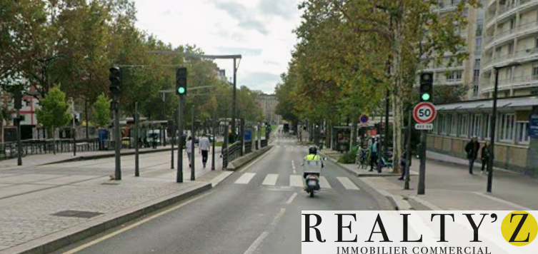 Local Commercial | 110m² | Porte Dorée 