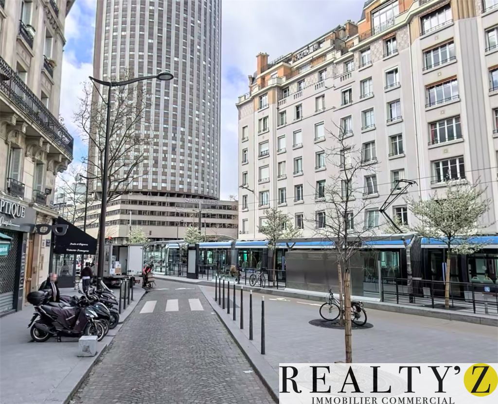 Local Commercial | 16m² | GOUVION SAINT CYR 