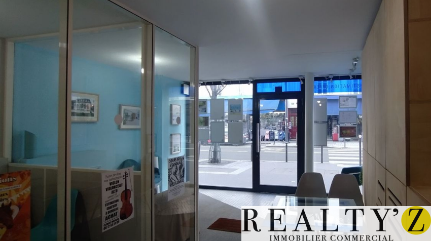 Local Commercial | 63m² | BUZENVAL 