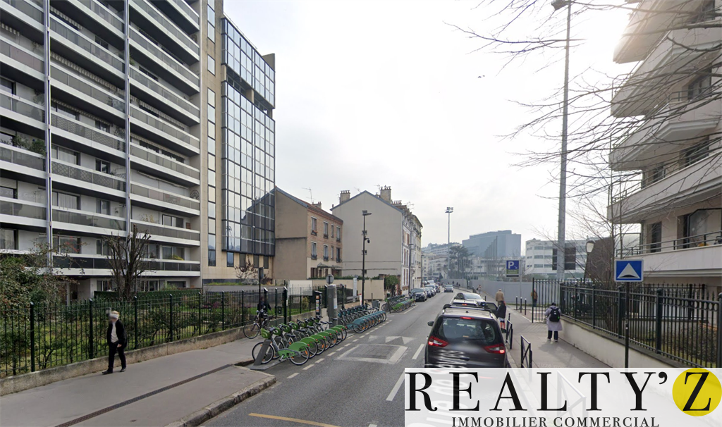 Local Commercial | 200m² | Métro Boulogne Pont de Saint-Cloud 