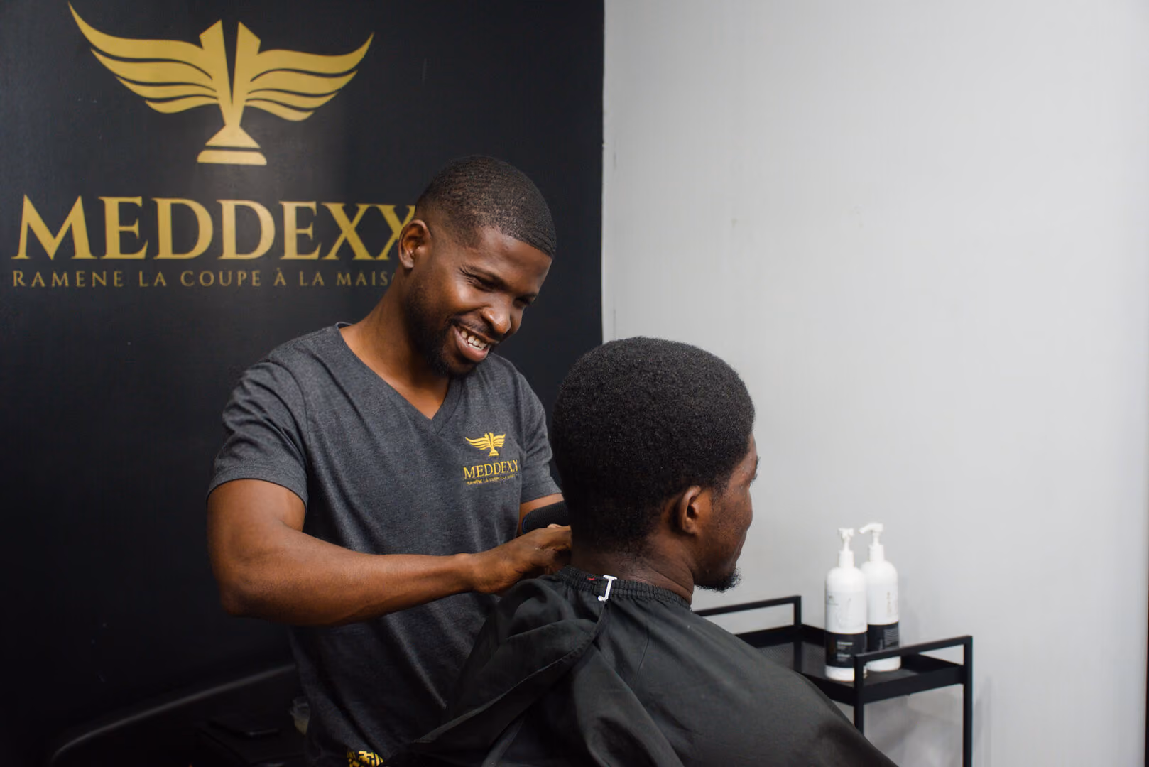 Meddexx, the celebrity barber