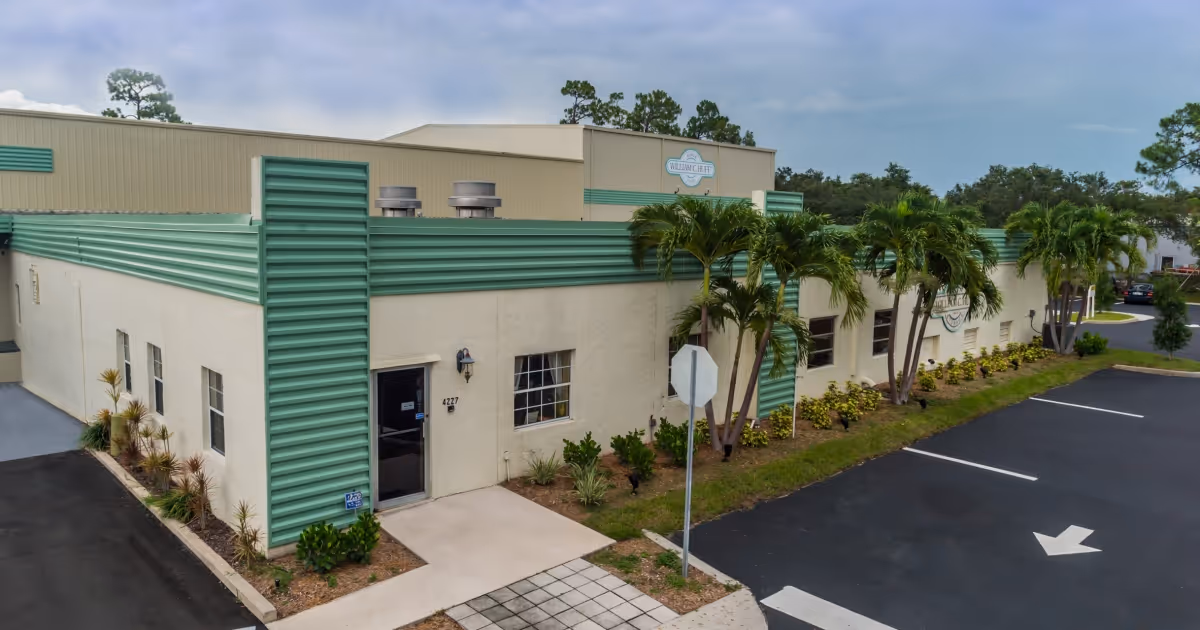 Movers Naples - William C. Huff Is The Smart Choice For Your Move! 