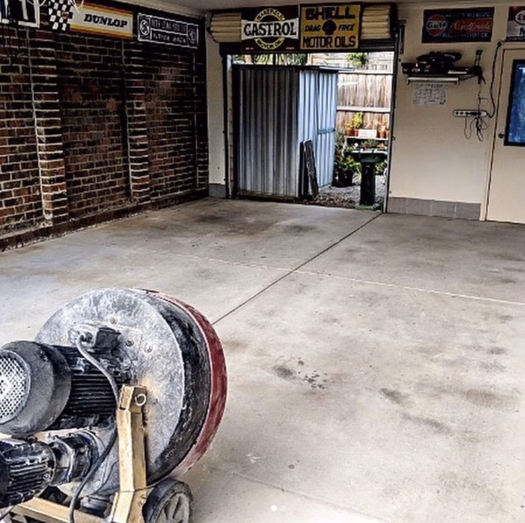 Garage Floor Concrete Grinding