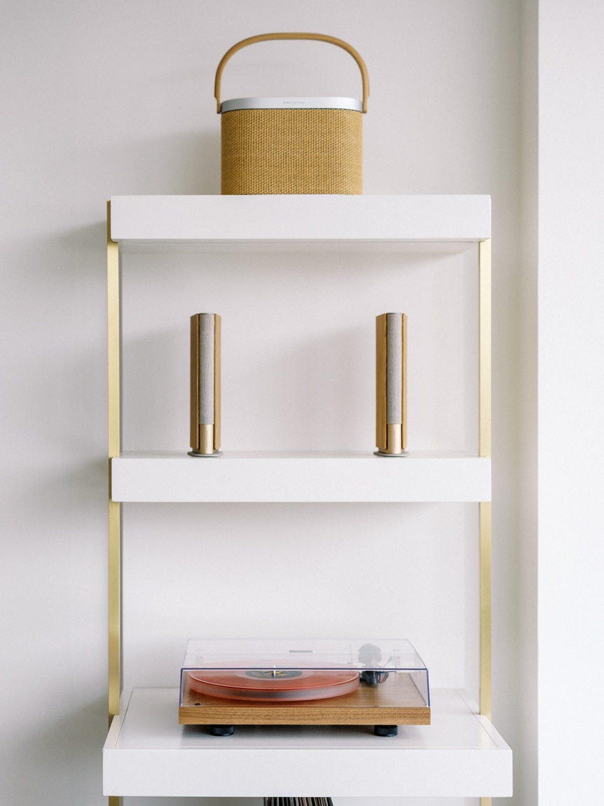 Bang & Olufsen Shelf