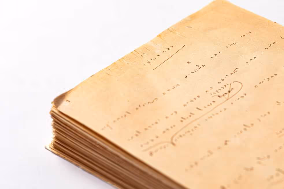 טיוטות בכתב יד של "שירה", מאת שמואל יוסף עגנון, 1954-1948