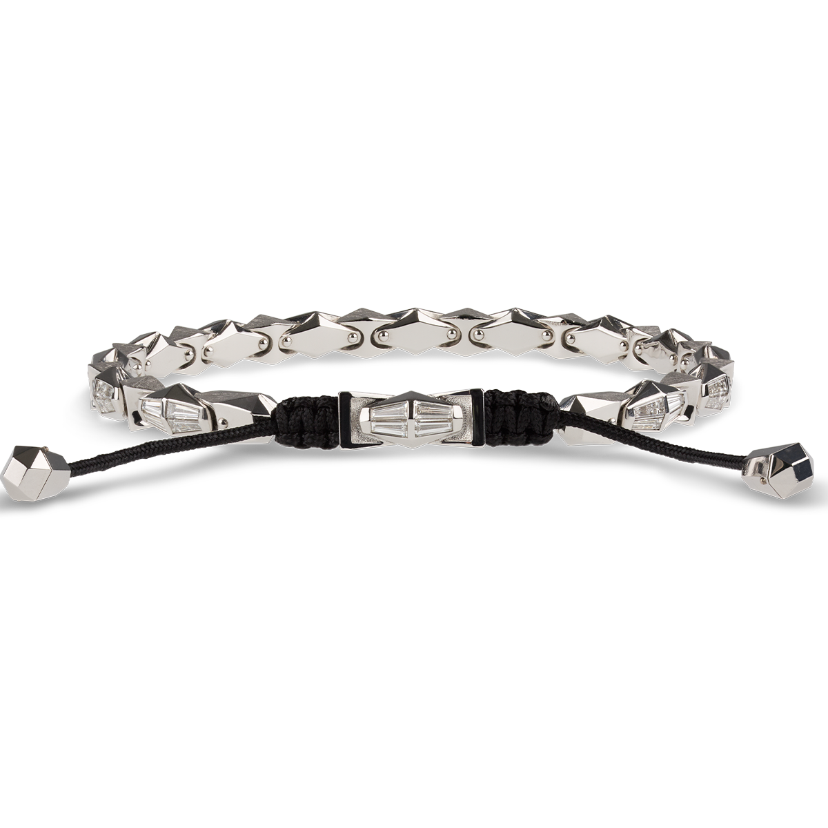 The Chiliagon collection combines bold shapes with timeless elegance. Inspired by avant-garde architecture, these pieces of jewellery mesmerizingly reflect the light, unfolding their captivating effect. This extraordinary bracelet is handcrafted from white gold and is elegantly adorned with trapezoid-cut diamonds. It pairs effortlessly with any style and occasion, and thanks to its adjustable sliding-knot closure, it gently hugs every wrist.