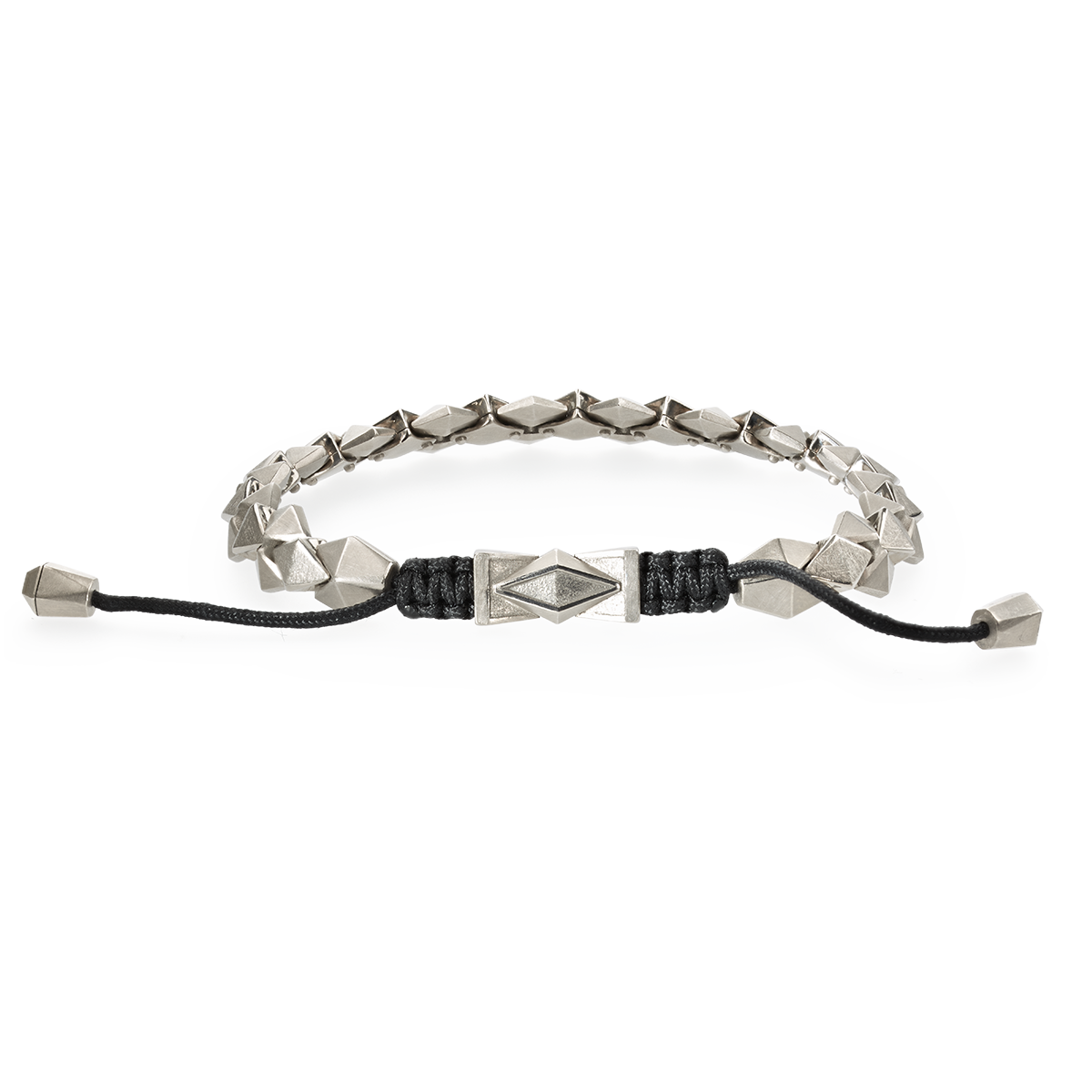 The Chiliagon collection combines bold shapes with timeless elegance. Inspired by avant-garde architecture, these pieces of jewellery mesmerizingly reflect the light, unfolding their captivating effect. This exquisite bracelet is handcrafted in white gold with a refined matte finish. It pairs effortlessly with any style and occasion, and thanks to its adjustable sliding-knot closure, it gently hugs every wrist.