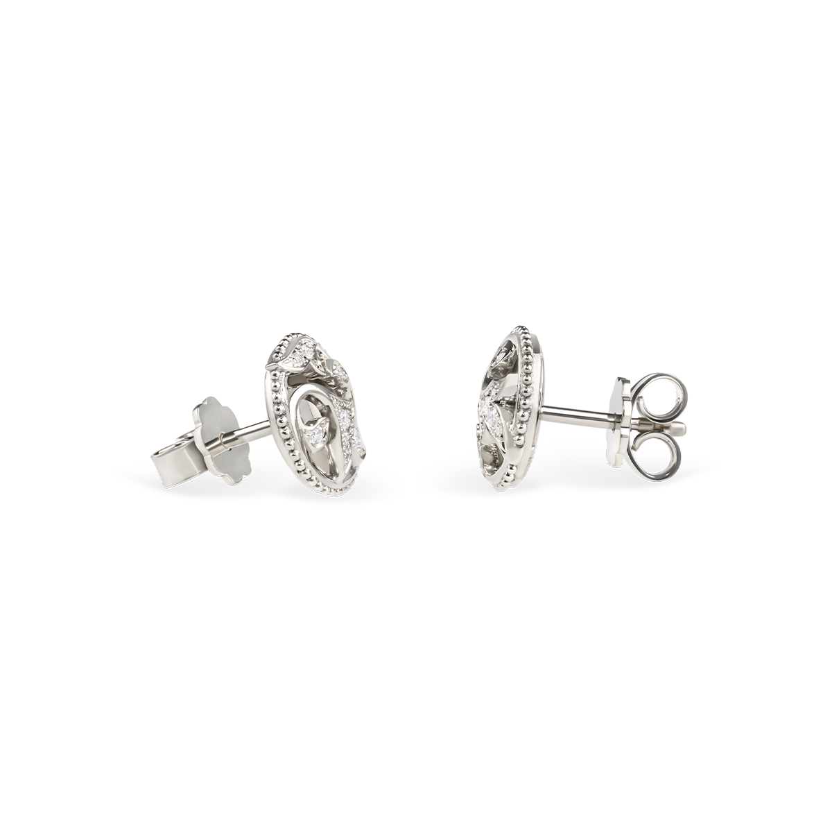 A mystical garden reminiscent of the Arabian Nights, where playful tendrils meet dream-like petals. This is the distinctive design of Arabesque. These handmade stud earrings are crafted in white gold. The finely grain-set brilliant-cut diamonds complete the magical atmosphere and let the imagination soar.