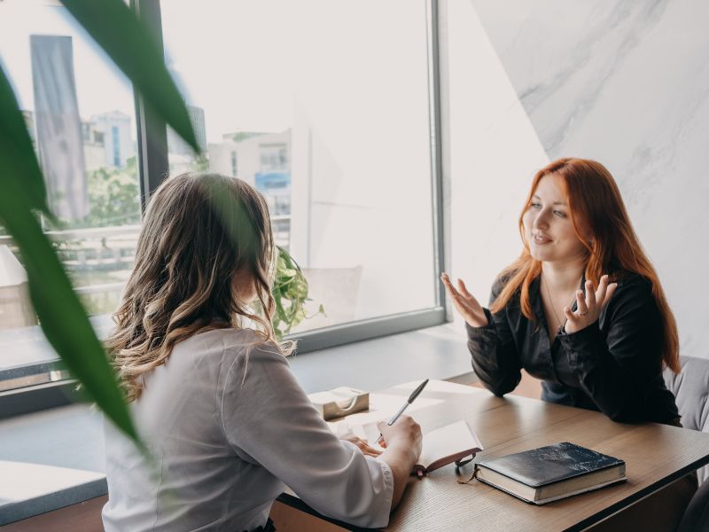 como fazer follow up com clientes​ - momento