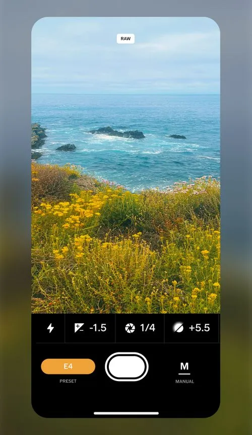 Manual camera controls in VSCO Capture app