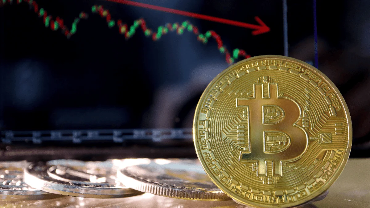 Bitcoin Tanks Below $119K as U.S. Treasury Says Government Won’t Be Buying BTC