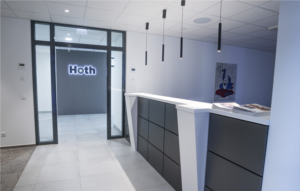 Ansicht des Empfangsbereichs eines neuen Bürogebäudes