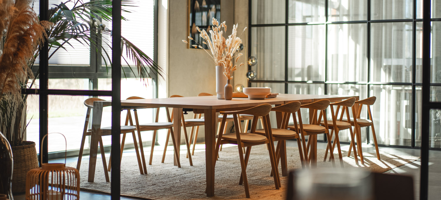 Garderobe eines neuen Bürogebäudes