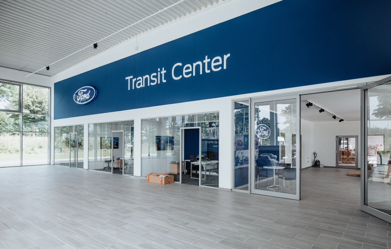 Innenansicht eines neuen Bürobaus