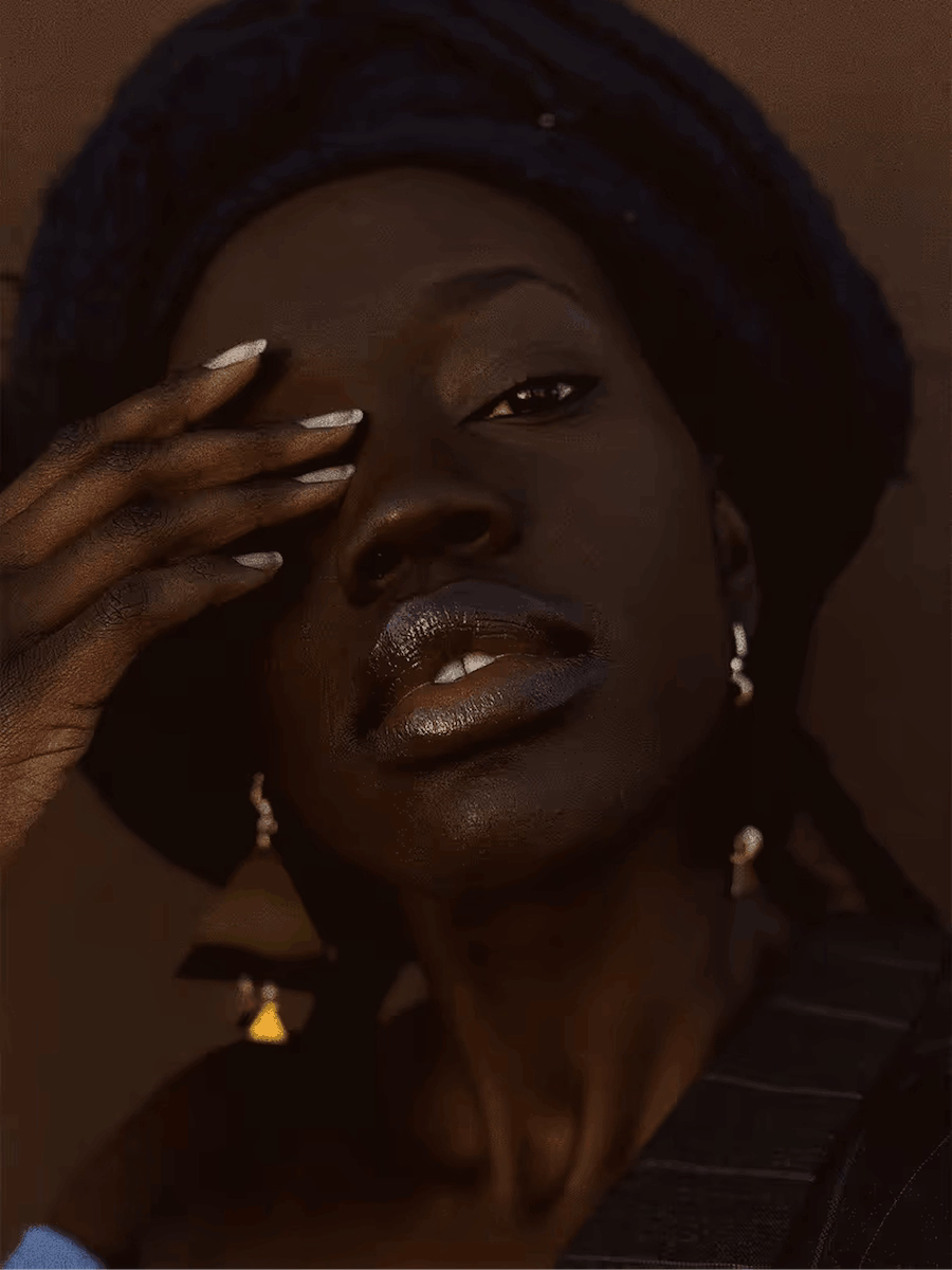 Portrait photo by Deun Ivory