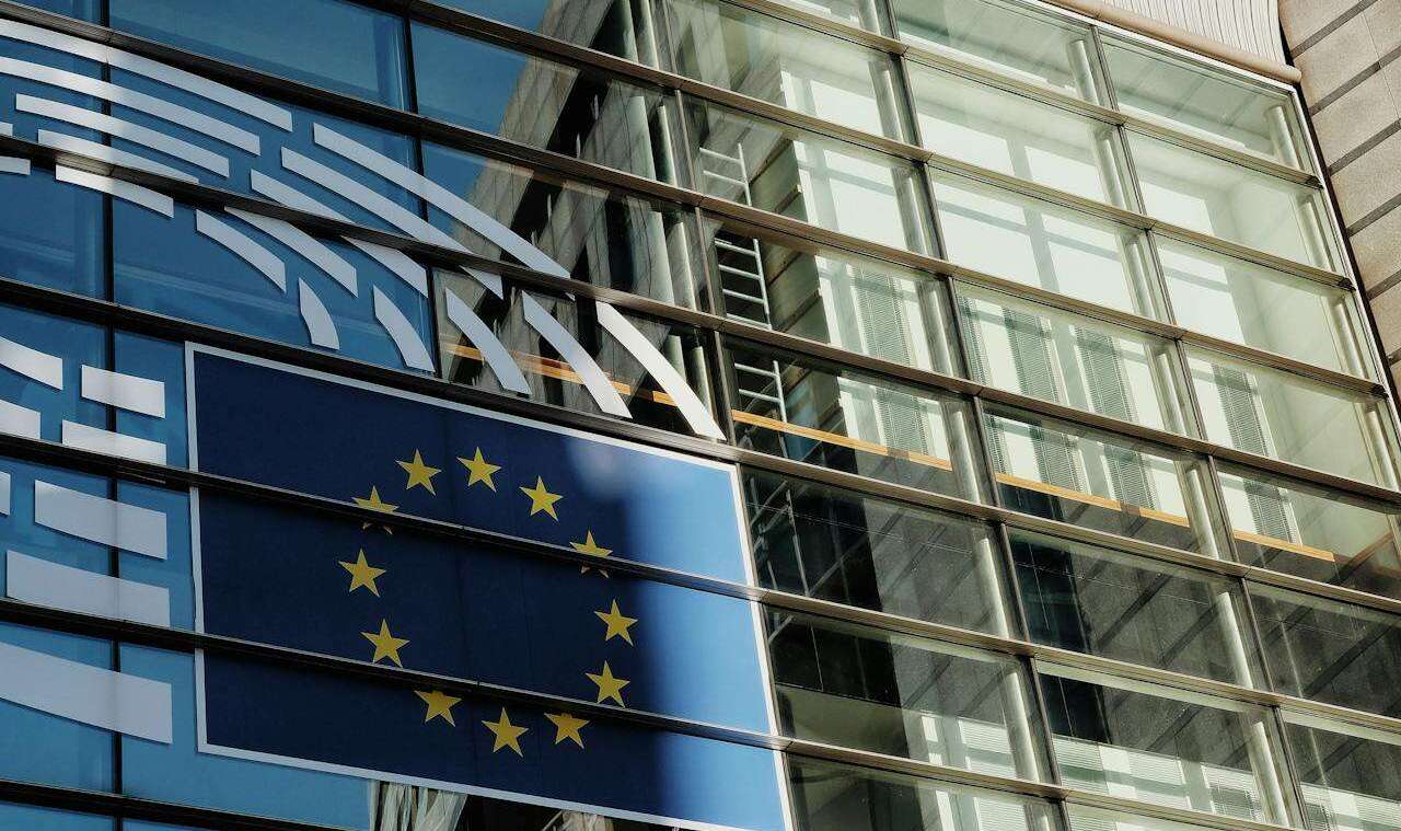 UA un PUA pagarināšana Latvijā: dokumenti, termiņi, zemūdens akmeņi