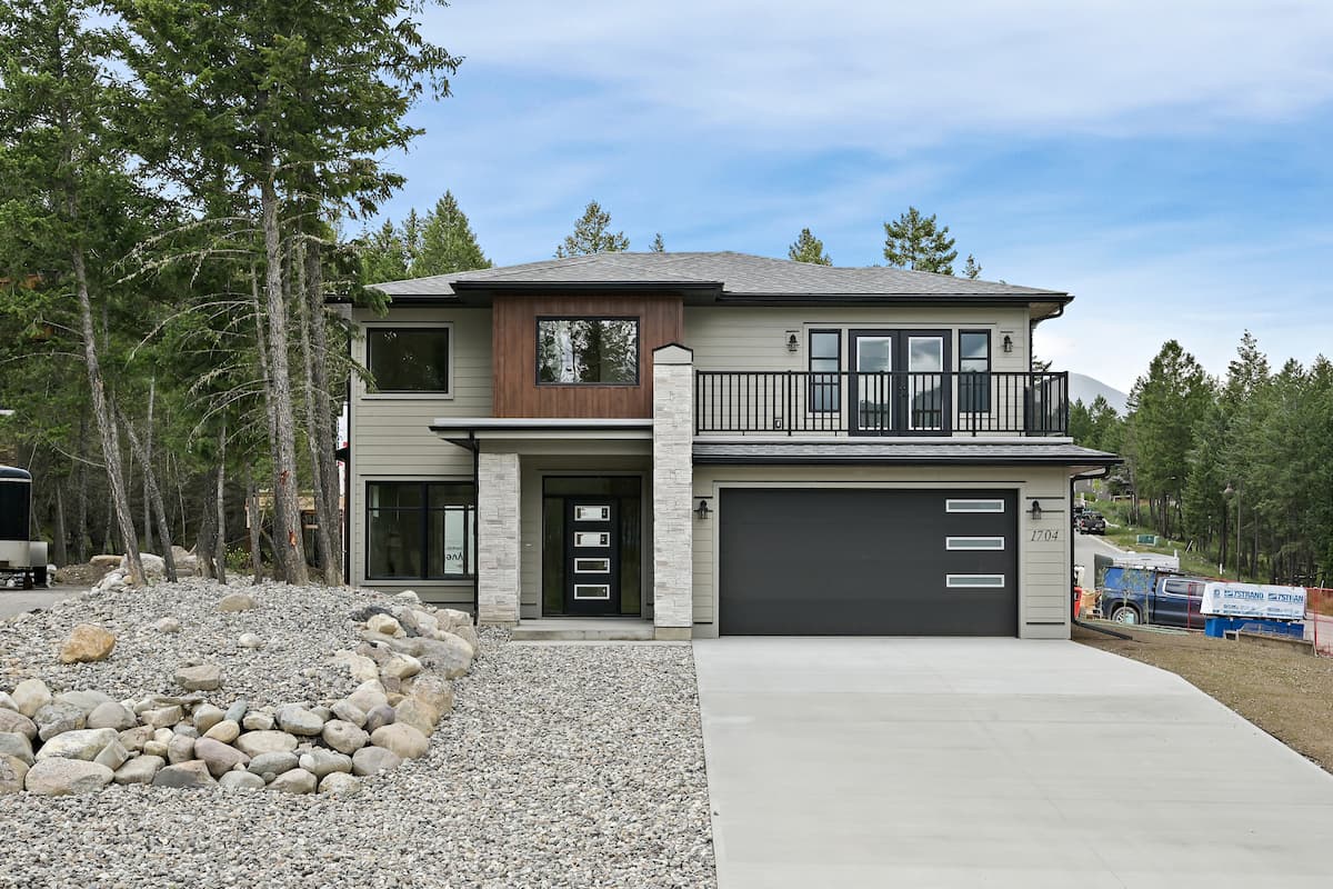 Mountain view single family home
