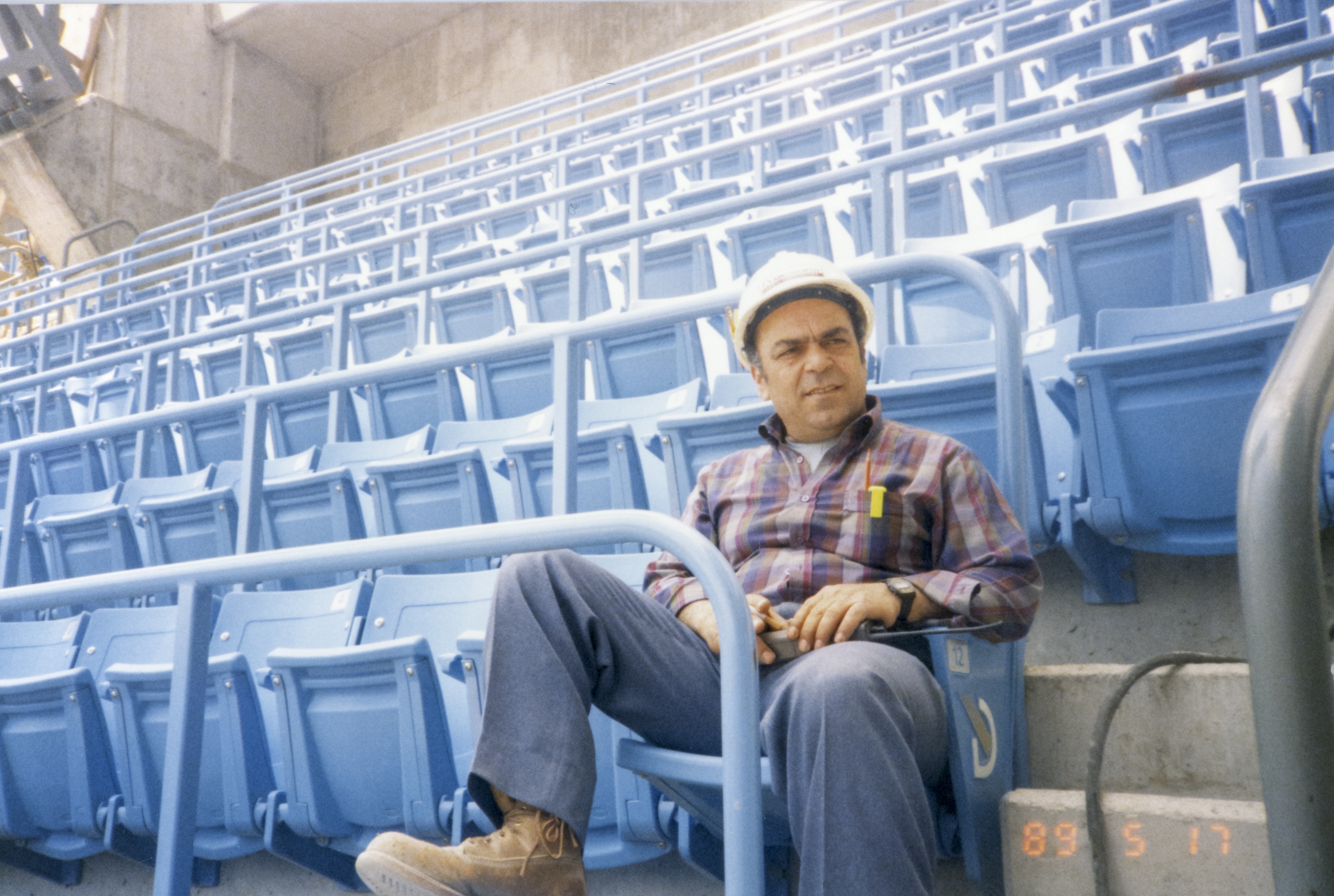 Theodoros during the construction of the SkyDome, May 17, 1989