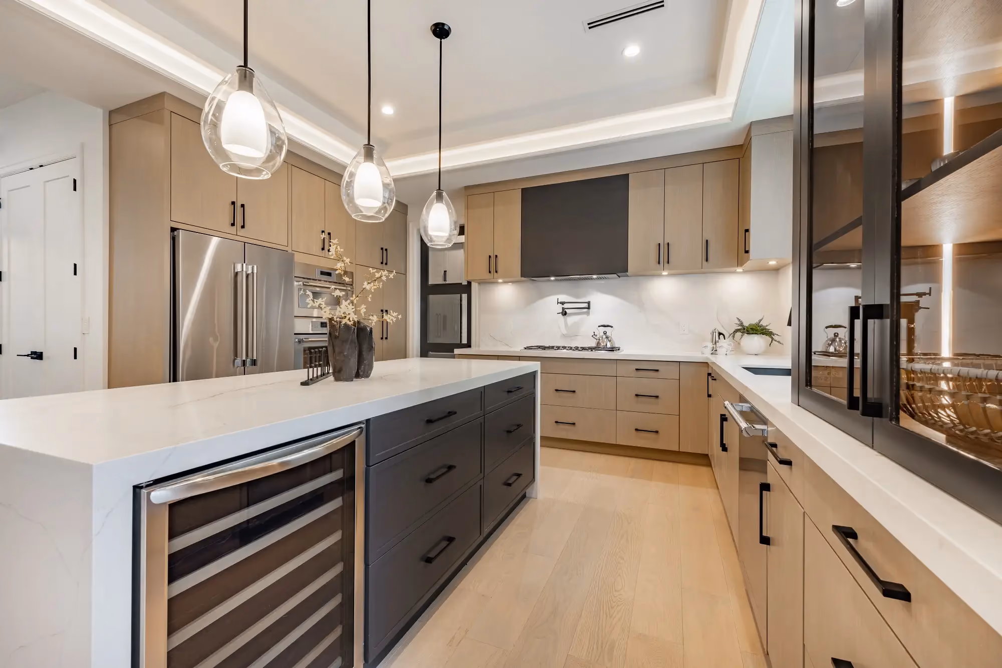 20 Expert Strategies for Creating a Cohesive Kitchen Design