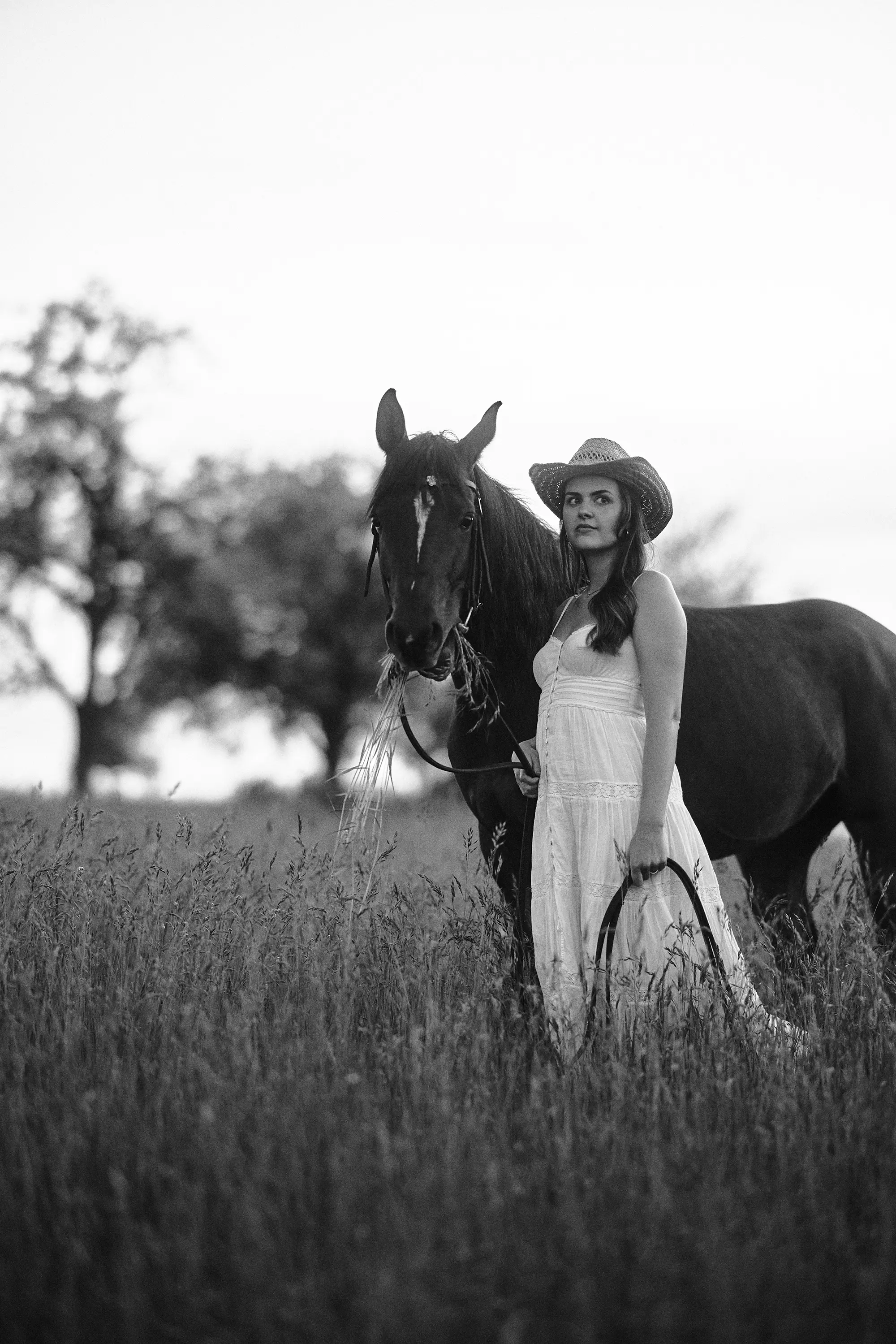 Conceptual photography with Amber Rae by Simeon Waelti