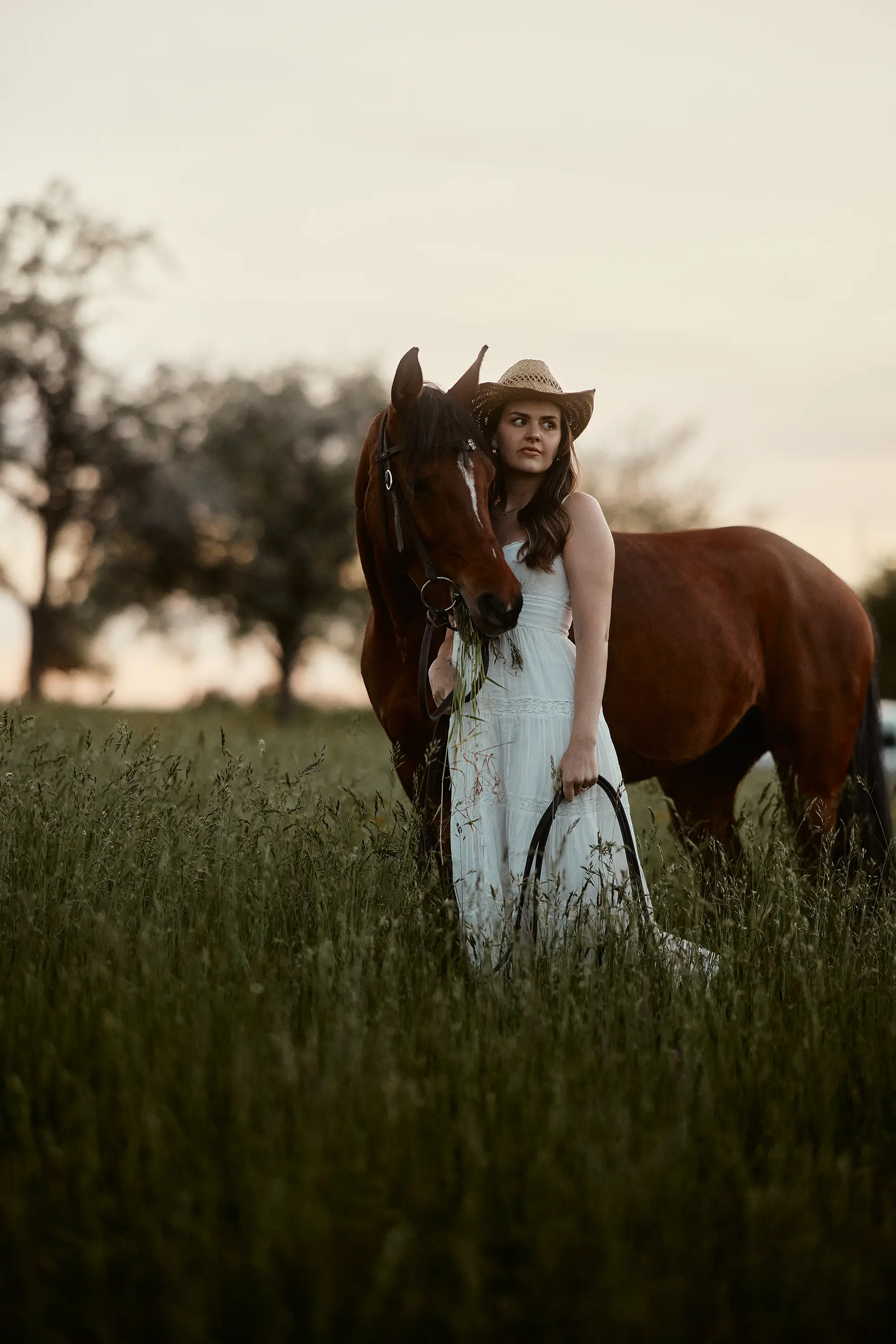 Conceptual photography with Amber Rae by Simeon Waelti