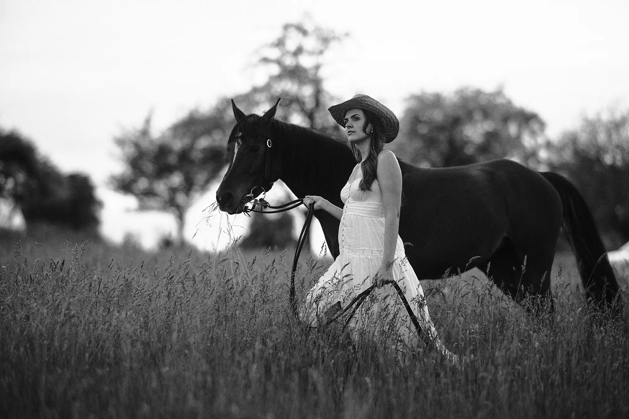 Conceptual photography with Amber Rae by Simeon Waelti