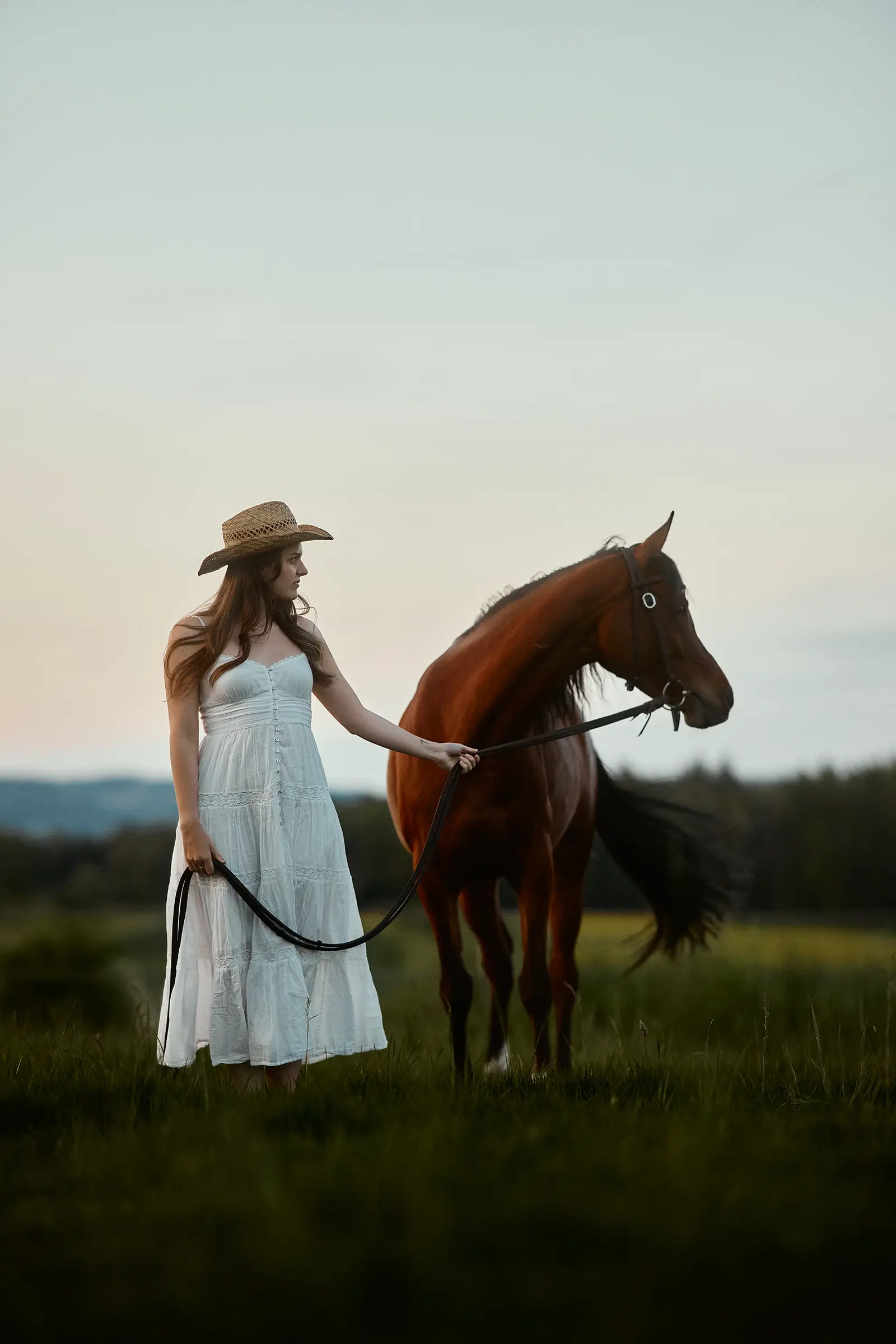 Conceptual photography with Amber Rae by Simeon Waelti