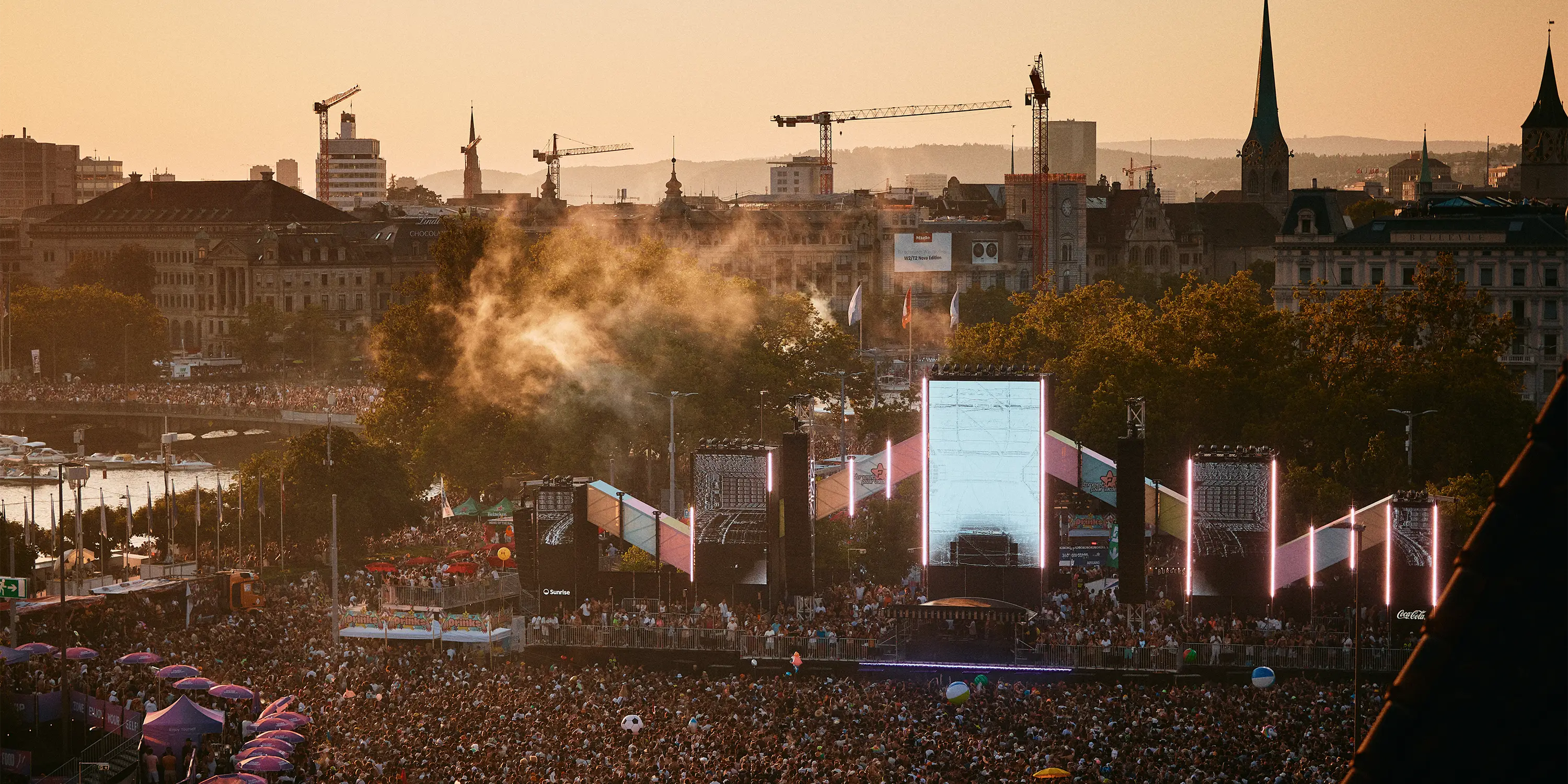 Corporate/Festival Photography by Simeon Wälti Photographer in Zürich at Sunrise X Streetparade Zurich