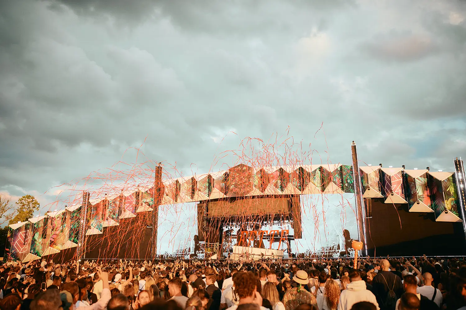 Corporate/Festival Photography by Simeon Wälti Photographer in Zürich at Sunrise x ZOA 2025